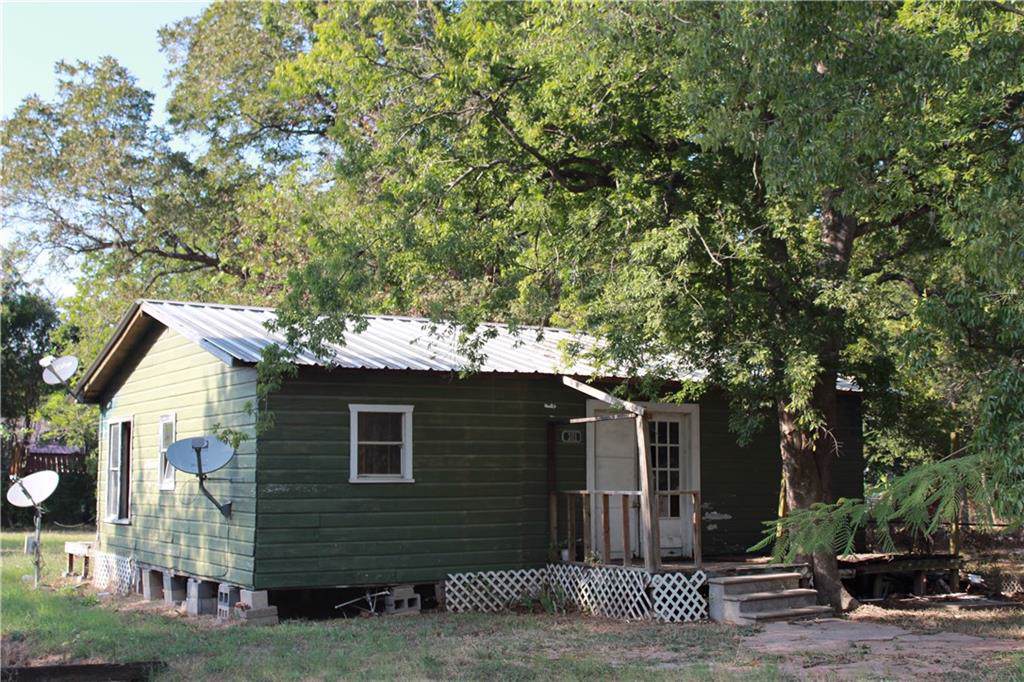301 Wood Street - Photo 1