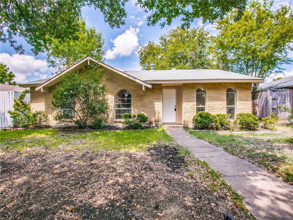 1429 Waterton Drive - Photo 1