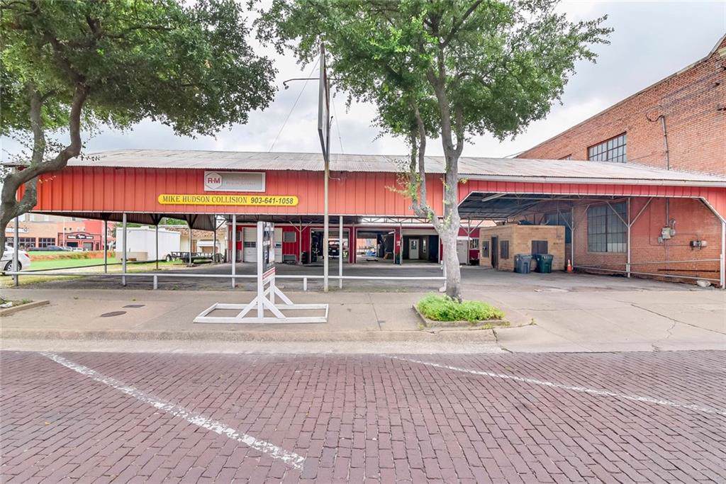 311 Main Street - Photo 1