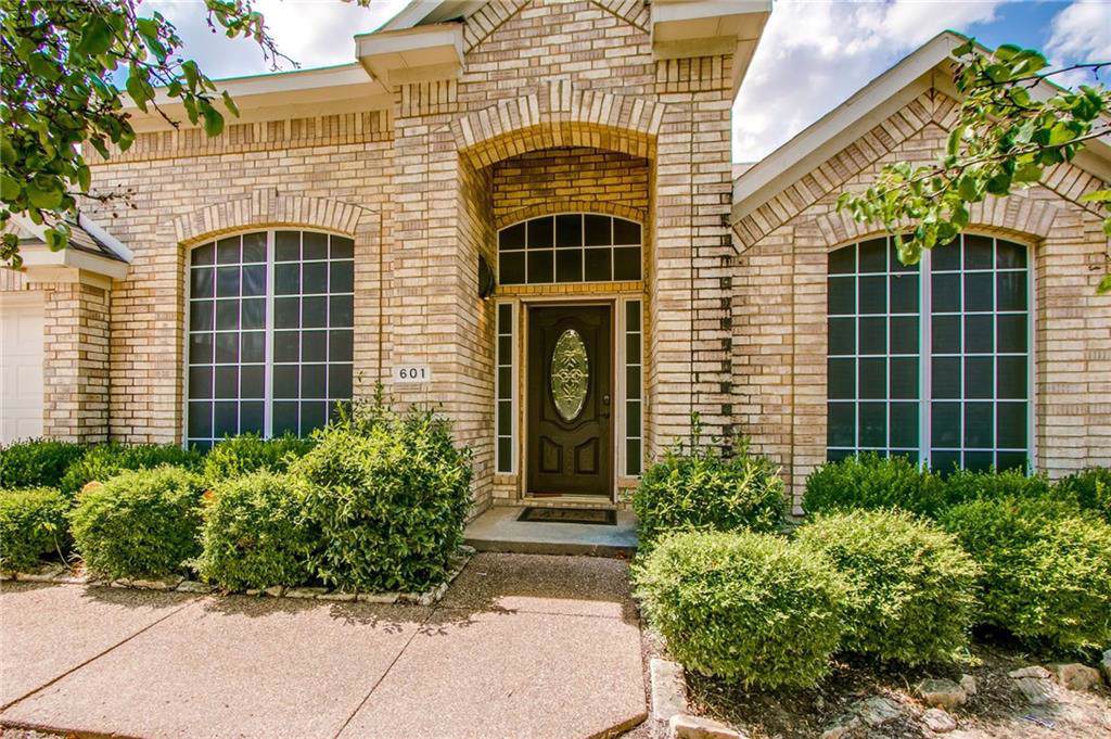 601 Magnolia Trail - Photo 1