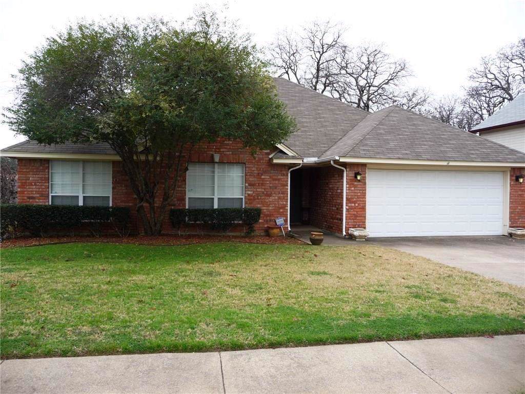 219 Canterbury Street - Photo 1