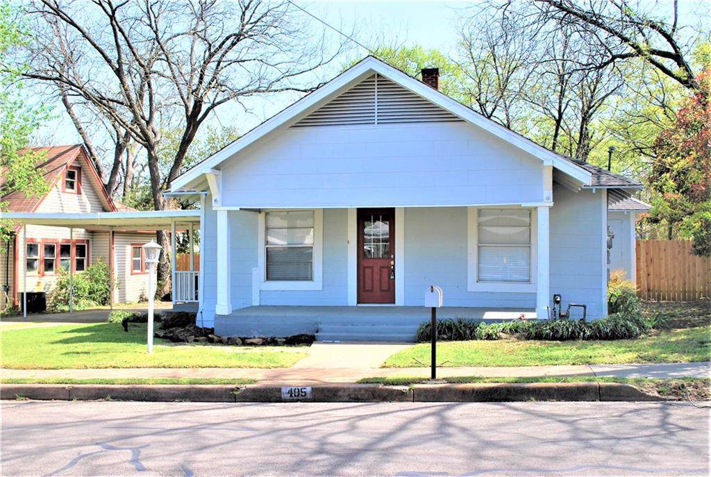 405 College Street - Photo 1