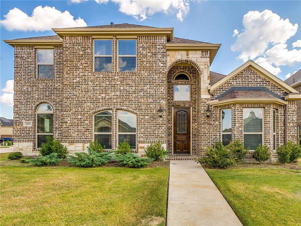 2819 Sendero - Photo 1