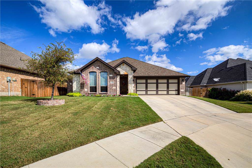 641 Yucca Court - Photo 1