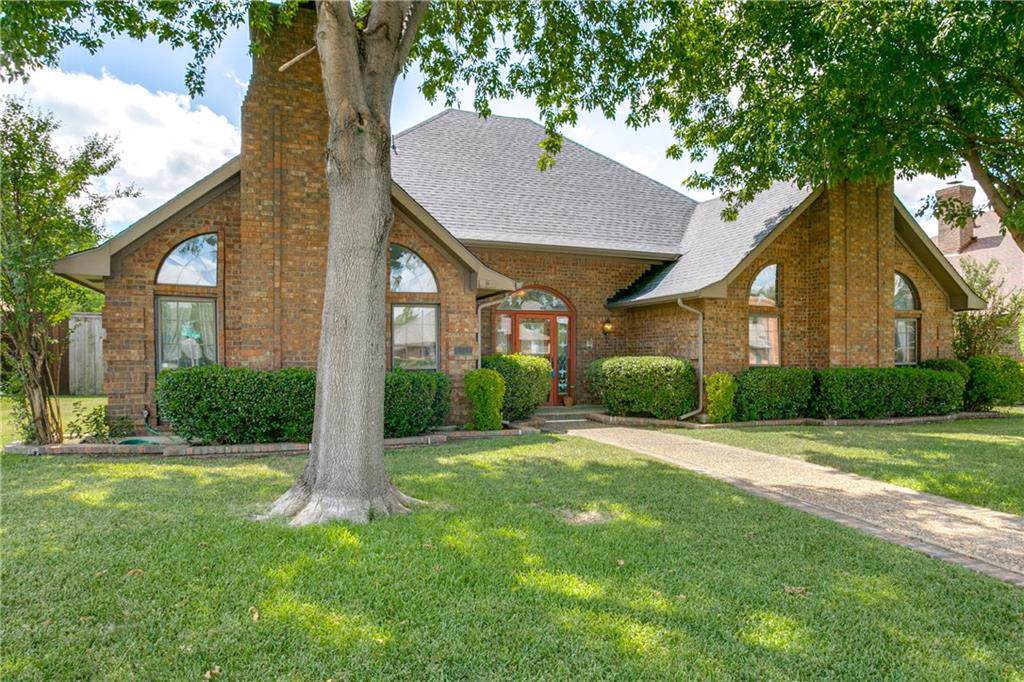 1015 Magnolia Drive - Photo 1