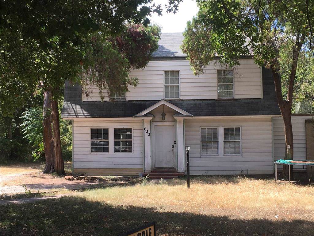 633 Vernon Avenue - Photo 1