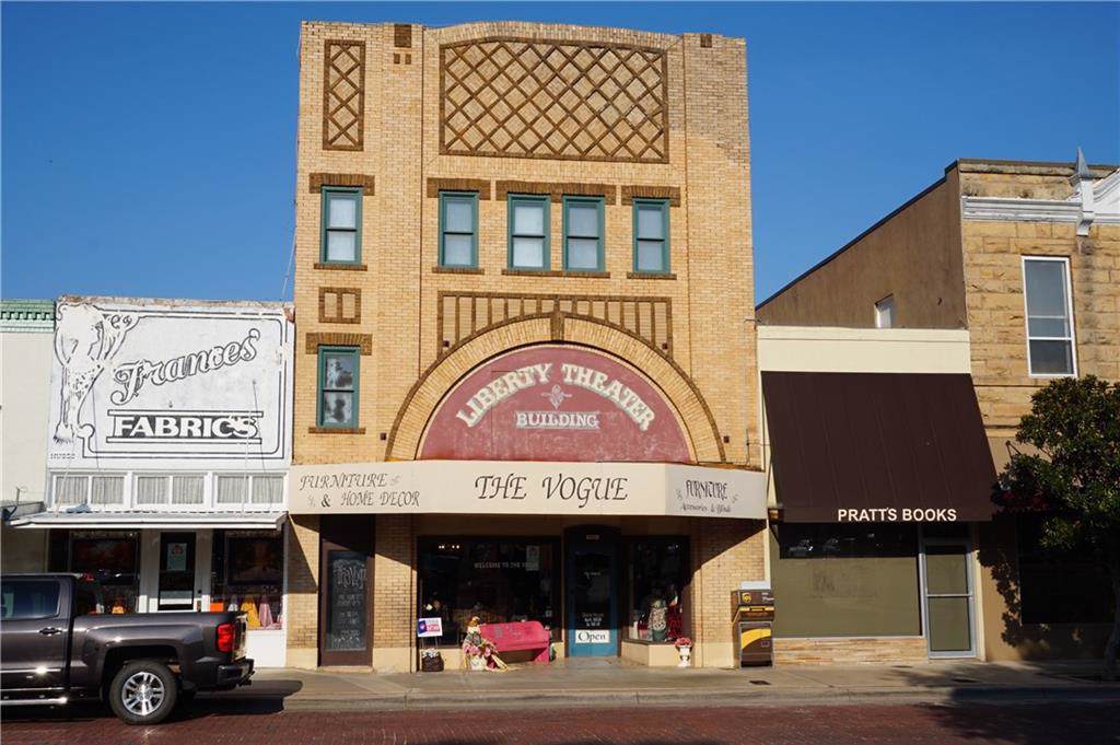 504 Oak Street - Photo 1
