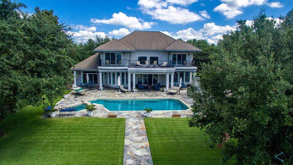 114 Saint Annes Drive - Photo 1