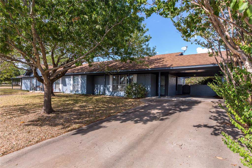 123 County Road 3255 - Photo 1