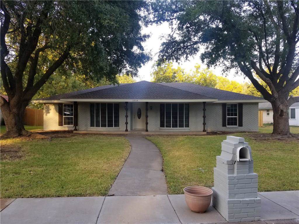 1014 Westlake Drive - Photo 1