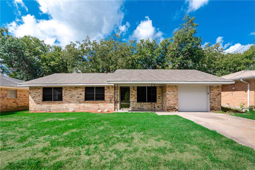 506 Dallas Street - Photo 1