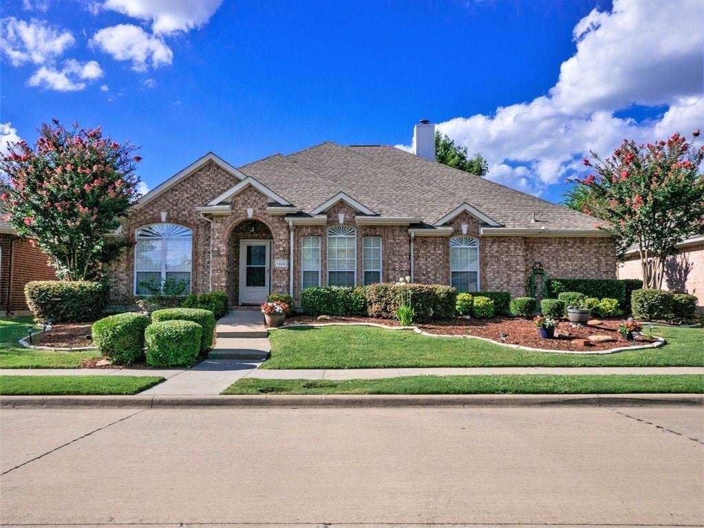 1322 Marwood Drive - Photo 1