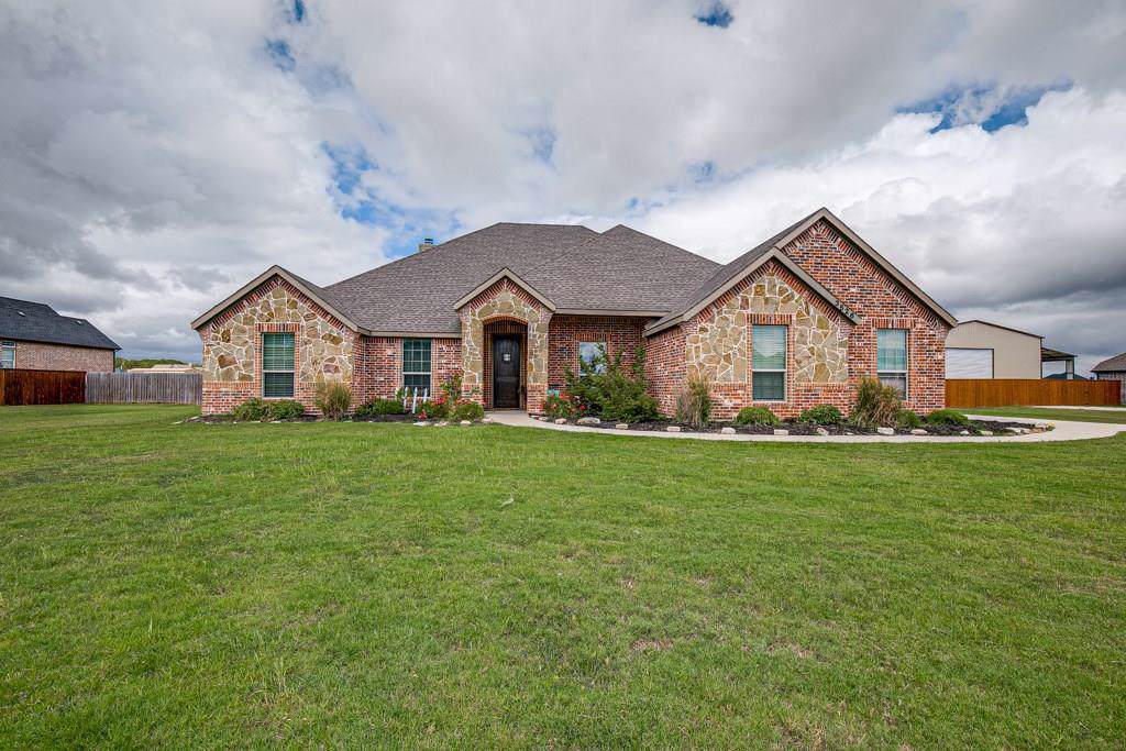 3526 County Road 2526 - Photo 1