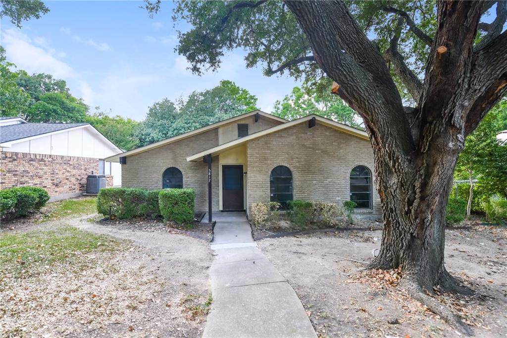 5817 Excalibur Drive - Photo 1