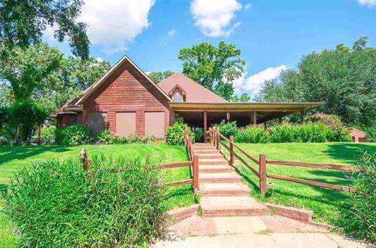 5877 Farm Road 49 - Photo 1