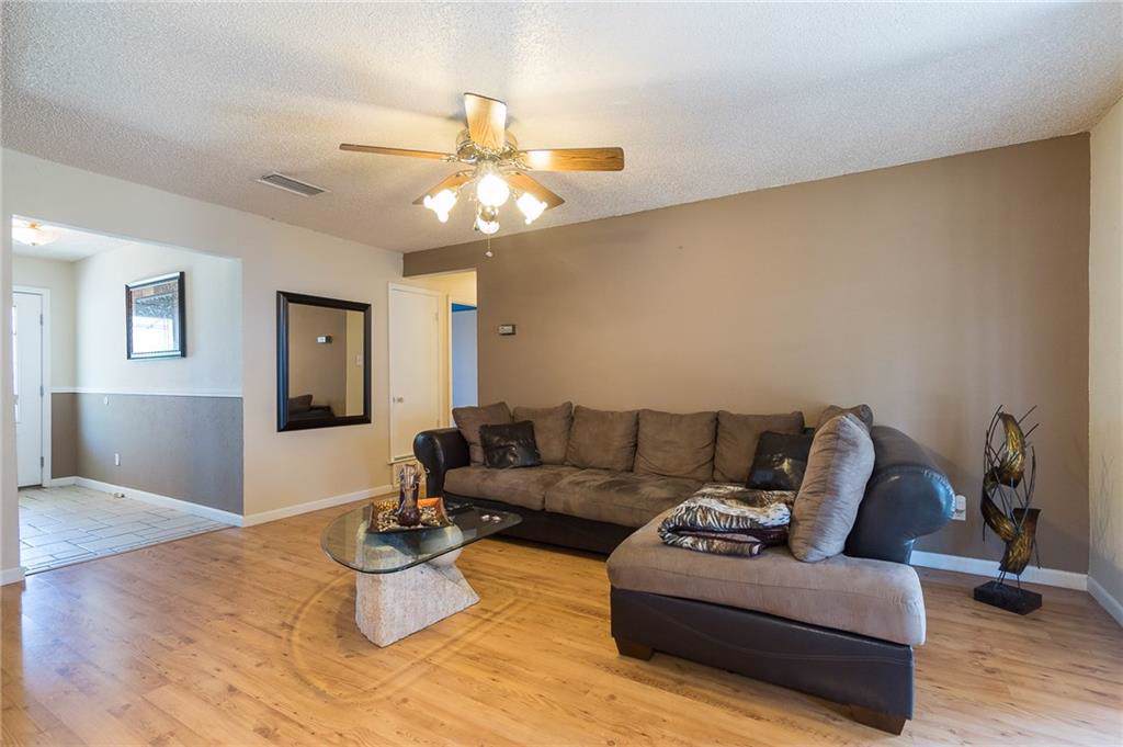 601 Greenbrook Lane - Photo 1