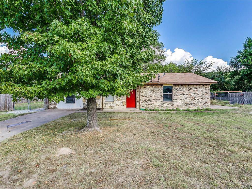 1024 Red Oak Street - Photo 1