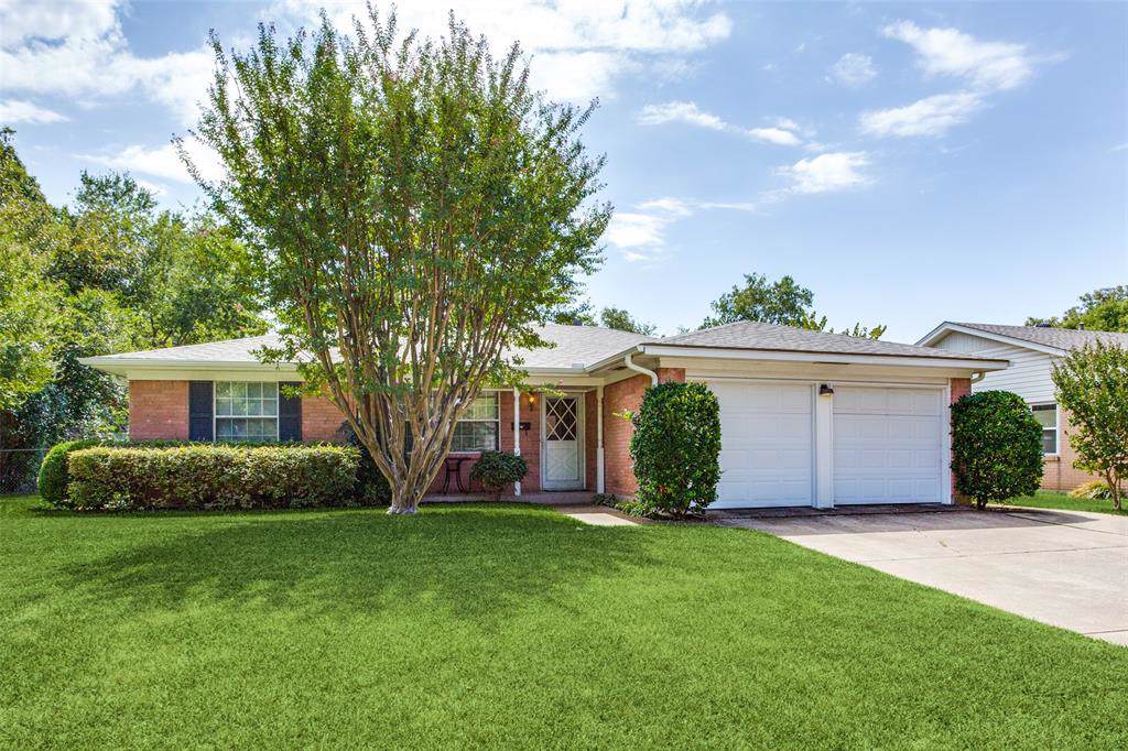 1315 Cloverdale Drive - Photo 1