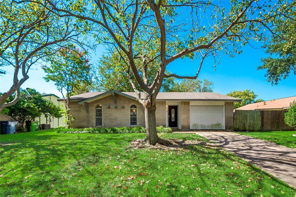 1530 Meridian Way - Photo 1
