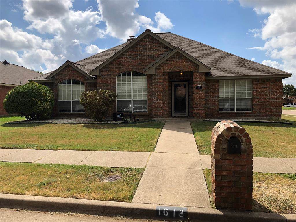 1612 Yorkshire Lane - Photo 1