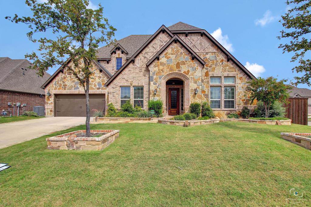 341 Saint Mark Lane - Photo 1