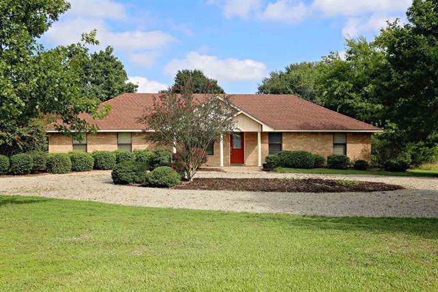 292 Farm Road 2820 - Photo 1