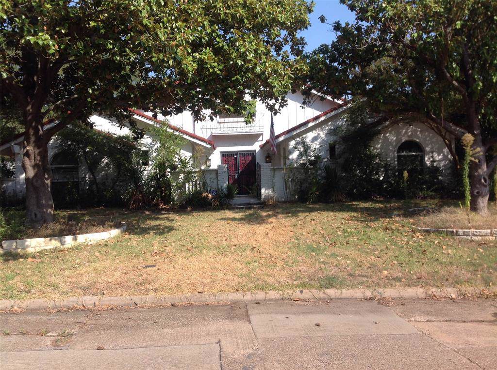 2314 Robinhood Drive - Photo 1
