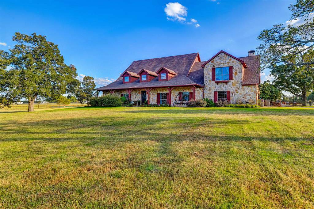 3453 Private Road 2558 - Photo 1