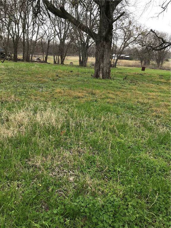 000 Forest Lane - Photo 1
