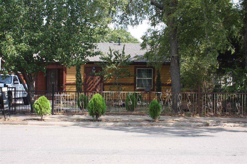 1238 Waverly Drive - Photo 1
