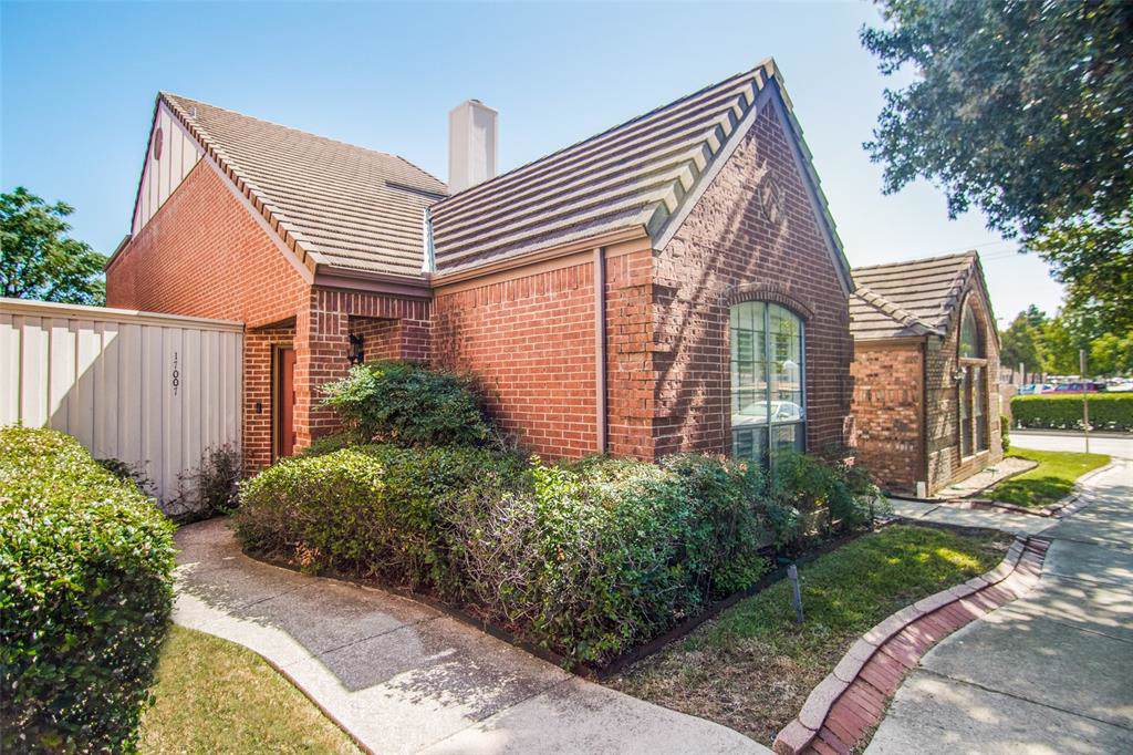 17007 Windward Lane - Photo 1