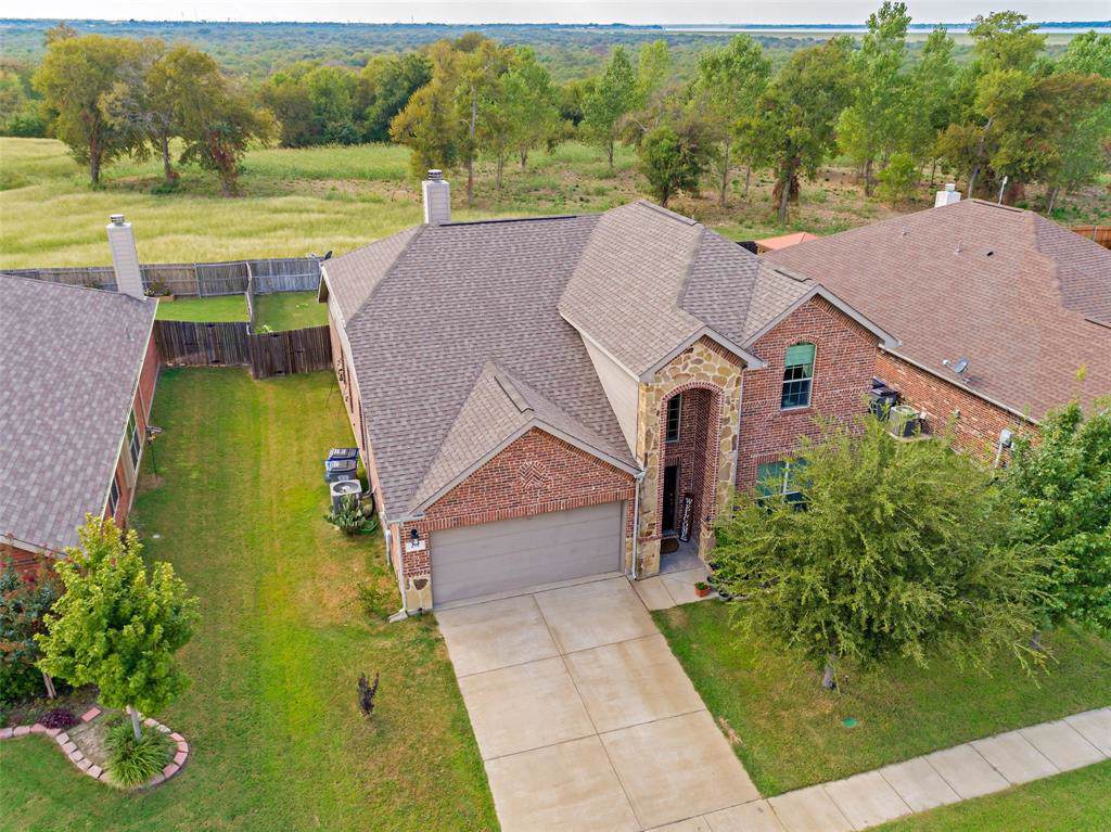 219 Lamar Drive - Photo 1