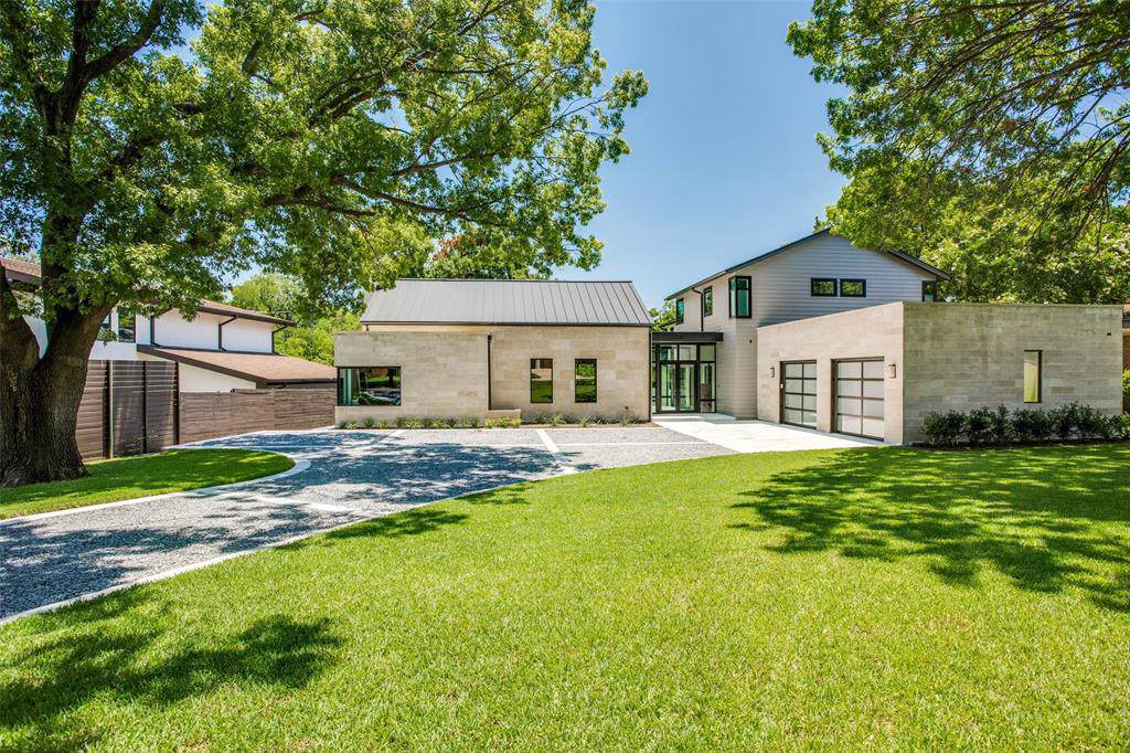 8446 Santa Clara Drive - Photo 1