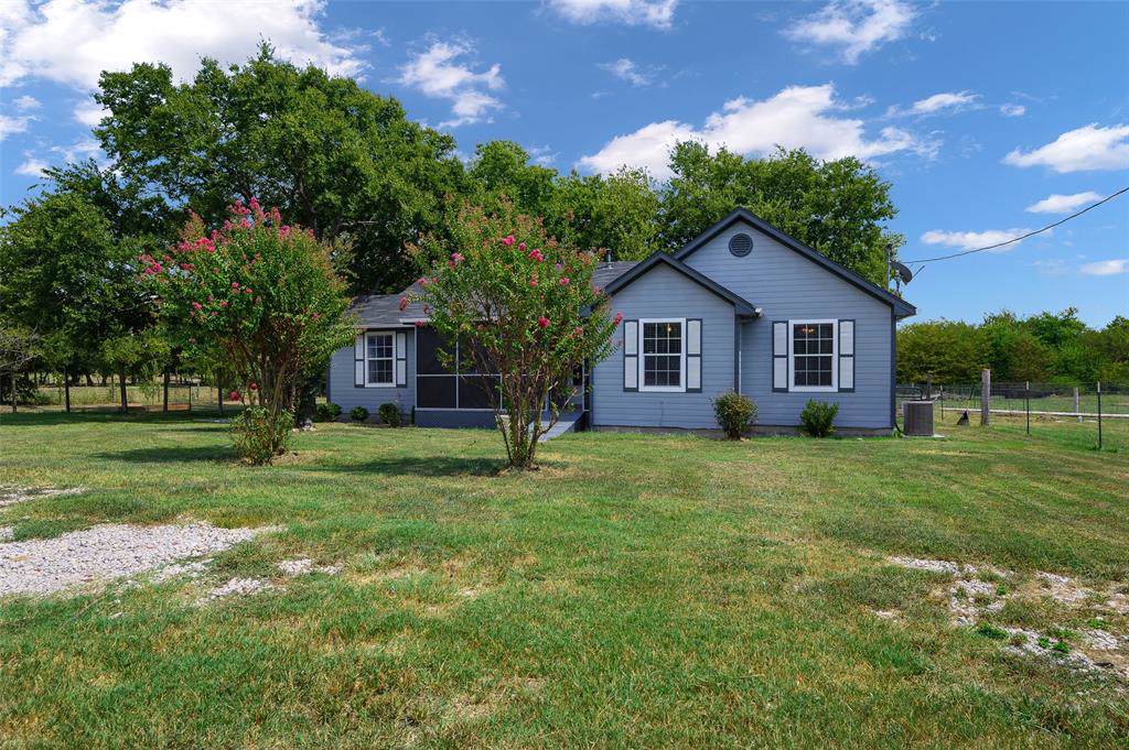 4515 County Road 1037 - Photo 1