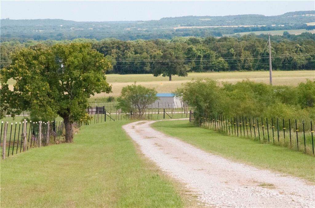 222 Horsemans Drive - Photo 1