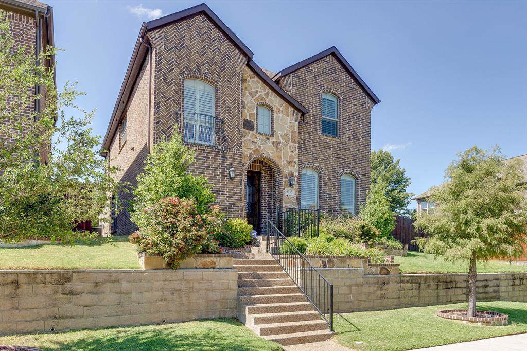 5035 Empire Way - Photo 1