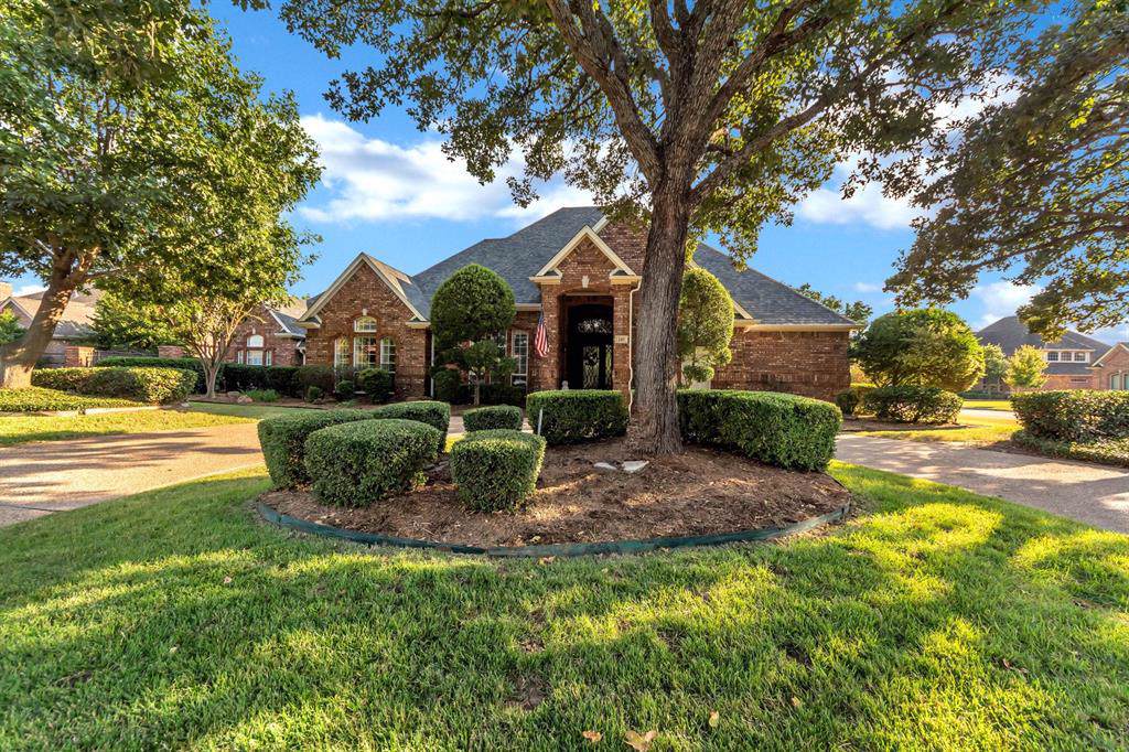 245 Silverwood Circle - Photo 1