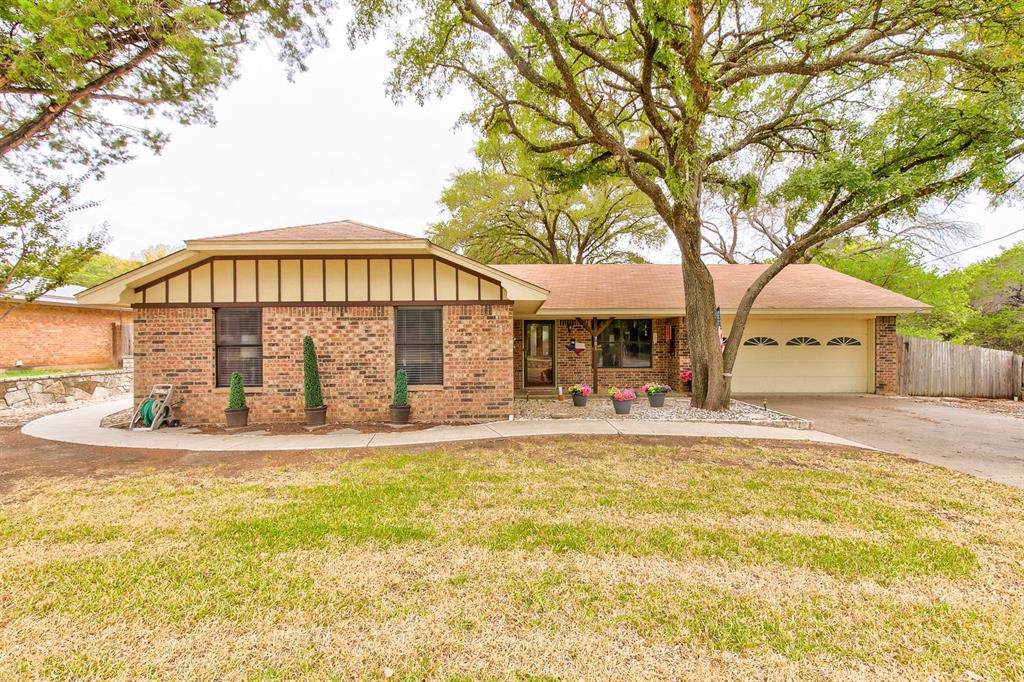 707 Heritage Trail - Photo 1
