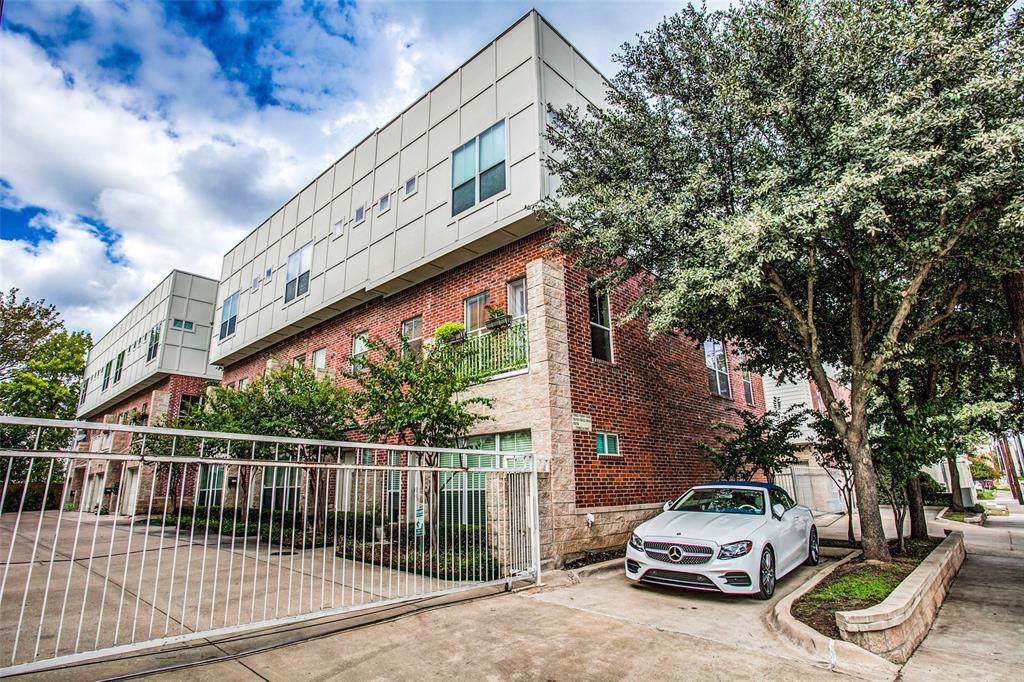 1612 Tribeca Way - Photo 1