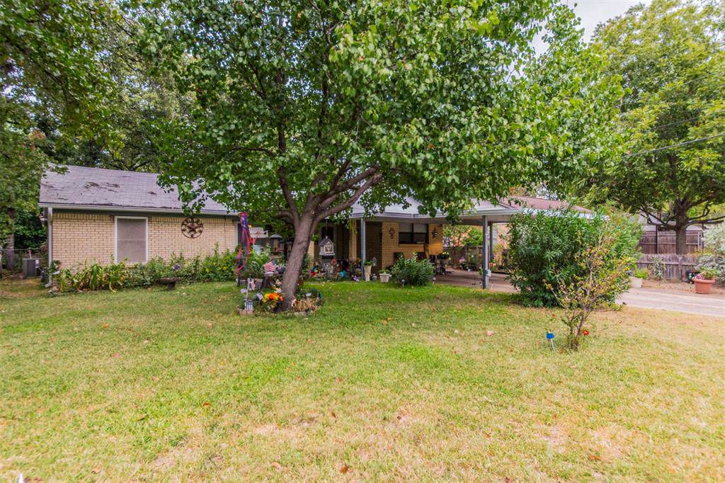 5520 Gilbow Avenue - Photo 1