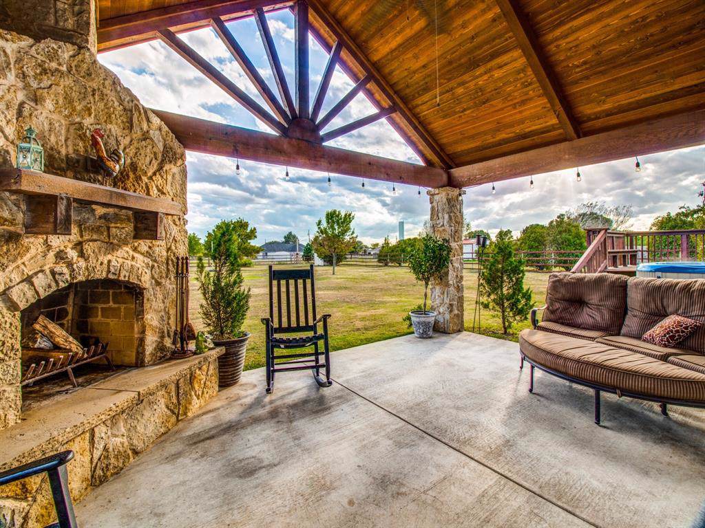 525 Meadow Drive - Photo 1