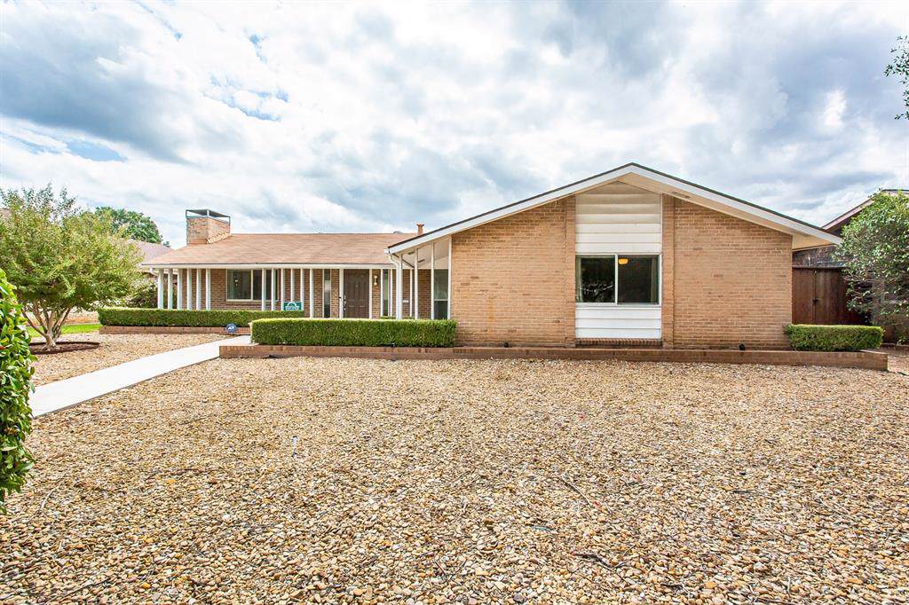 3856 Antigua Drive - Photo 1