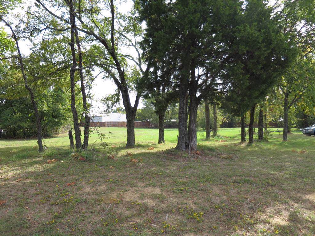 111 Kiowa Drive - Photo 1