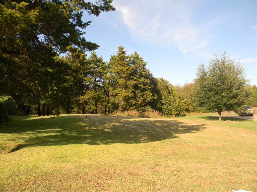 1711 Moreland Drive - Photo 1
