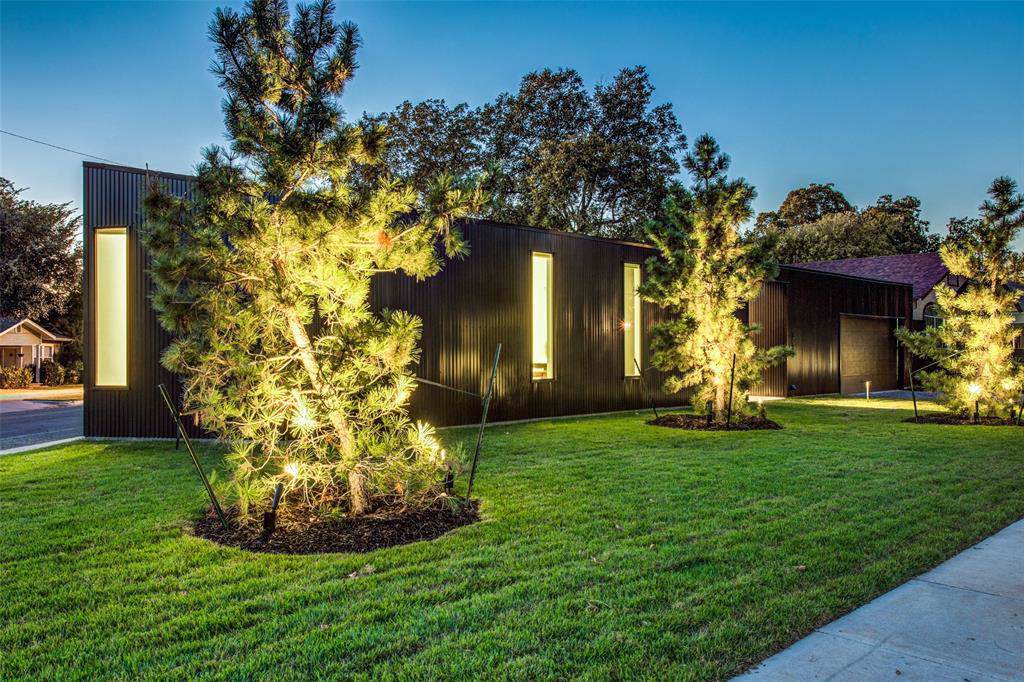 2015 Cullen Drive - Photo 1