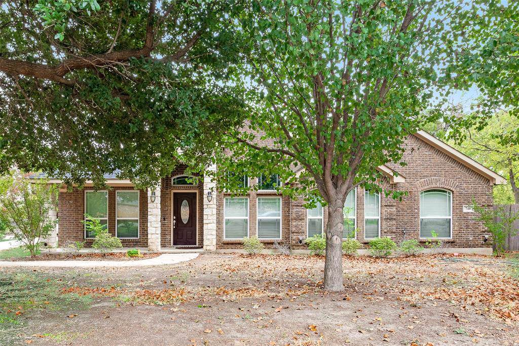 740 Peggs Street - Photo 1
