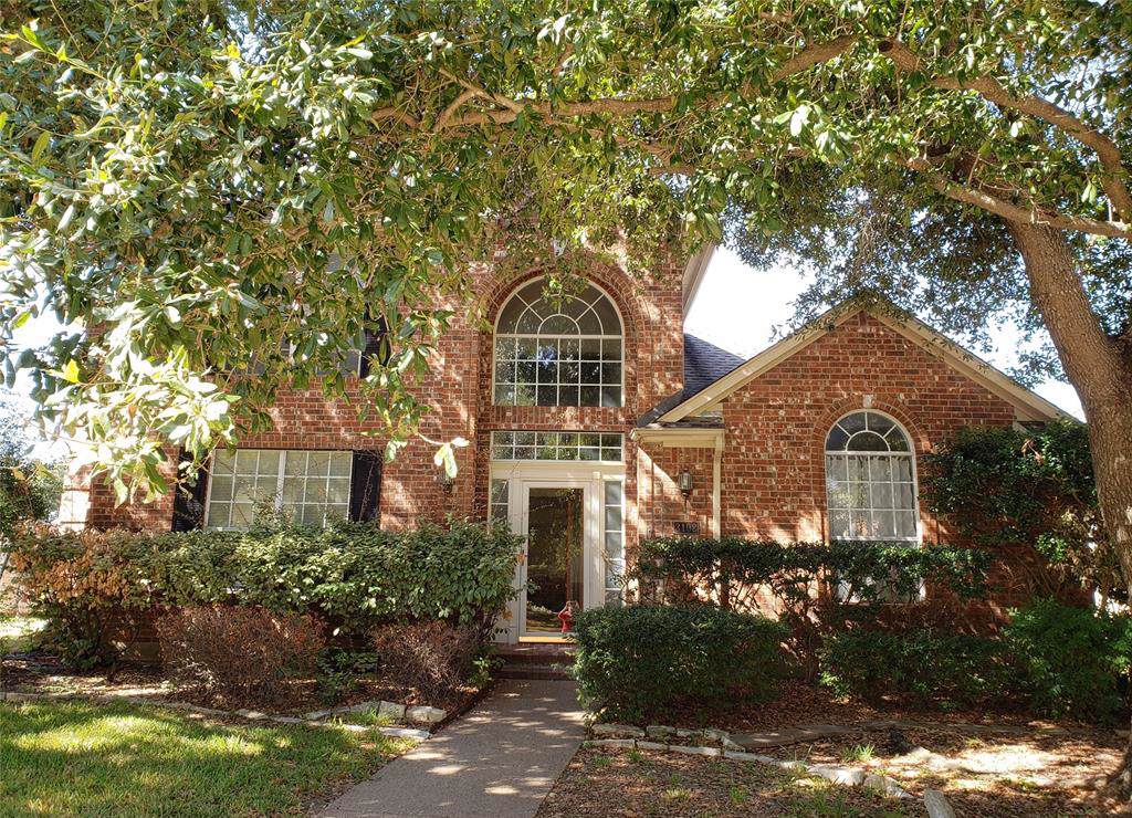 3102 Westshore Drive - Photo 1