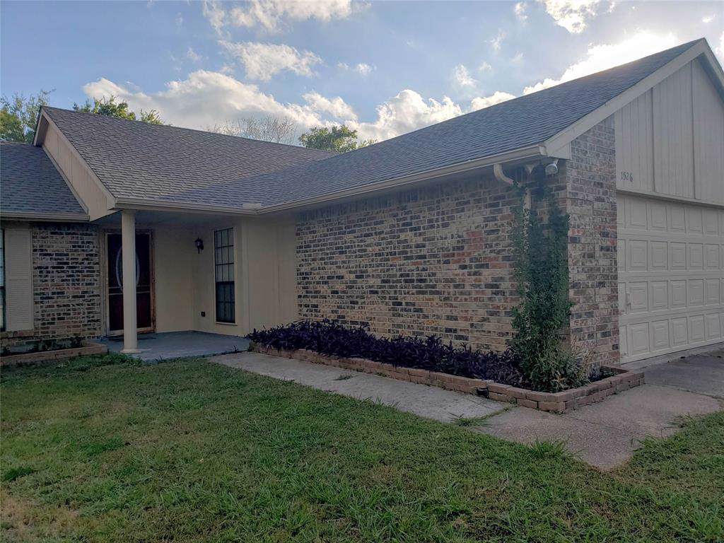 1526 Carlsbad Drive - Photo 1