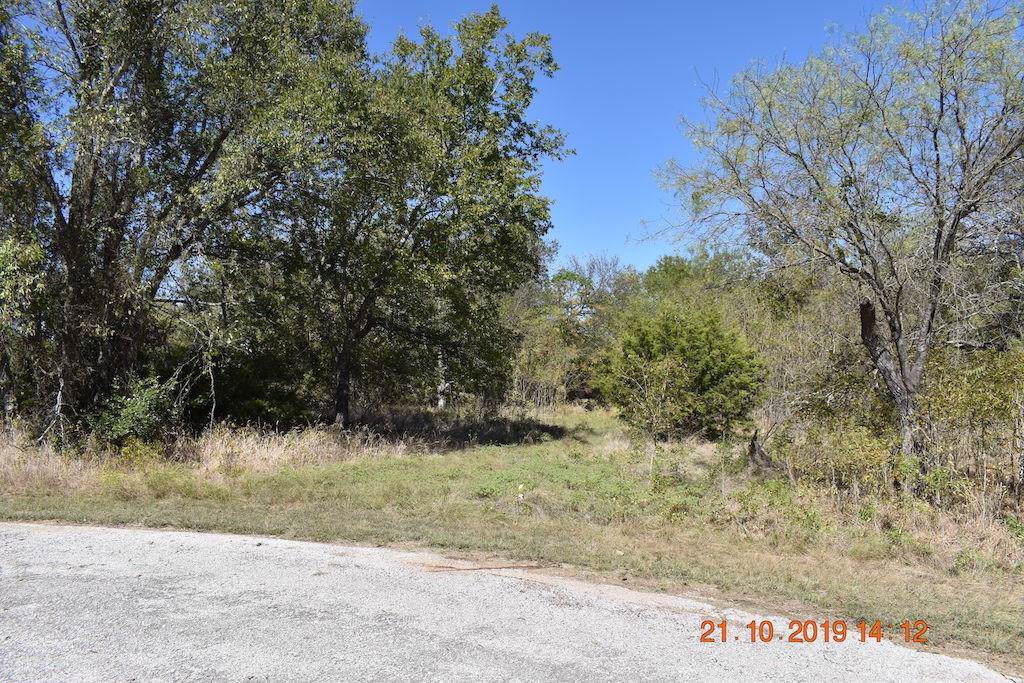 38078 Brookside Court - Photo 1