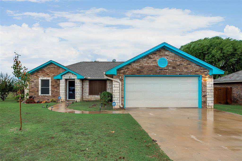 132 Chisolm Trail Court - Photo 1